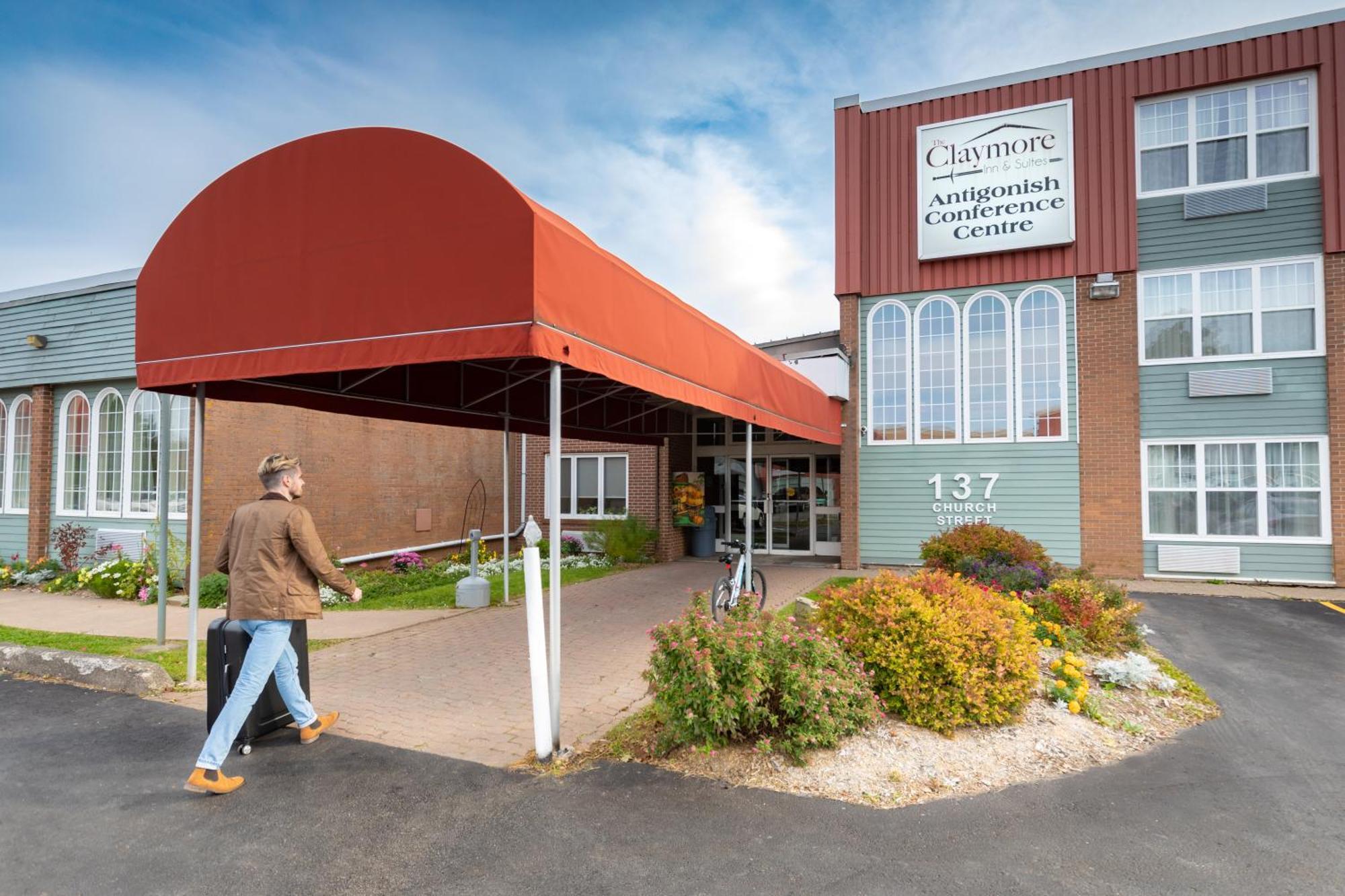 אנטיגוניש Claymore Inn And Suites מראה חיצוני תמונה